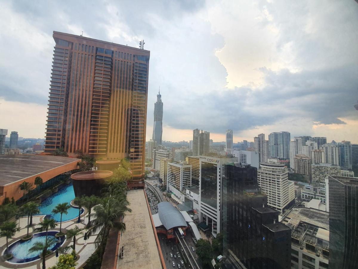 Moonlight Service Suite Kuala Lumpur Buitenkant foto